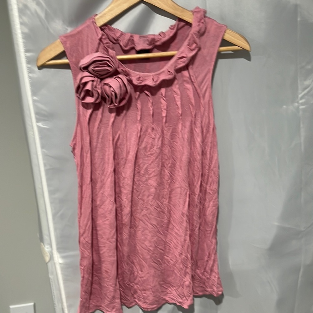 Sleeveless top